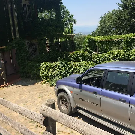 Fattoria Sequoia Couette-café 3*